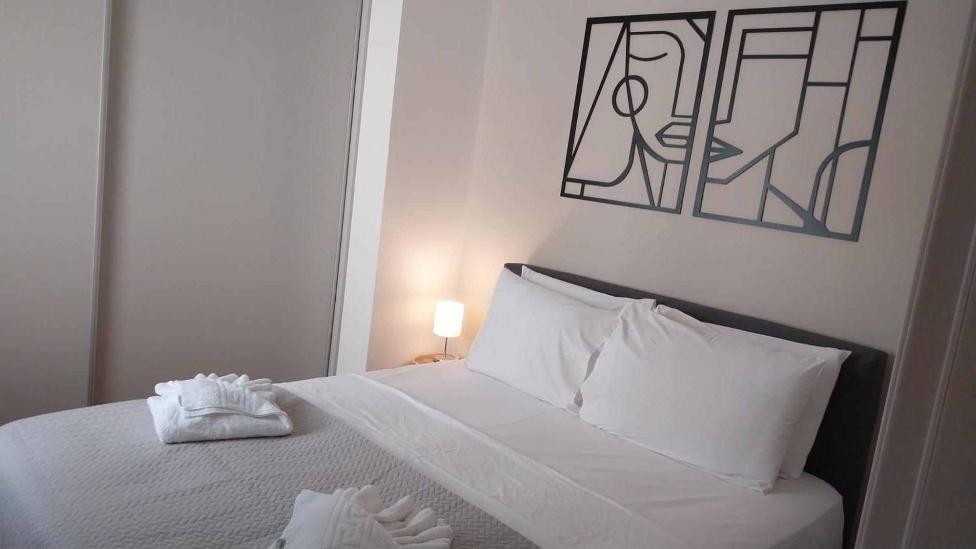 Uni Island - City Heart Suites Heraklion  Ngoại thất bức ảnh